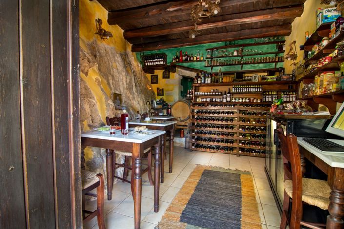 Image No.8-Un hôtel à vendre à Macheri