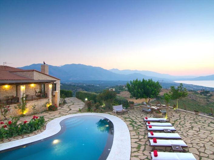 Image No.2-7 Bed Villa for sale