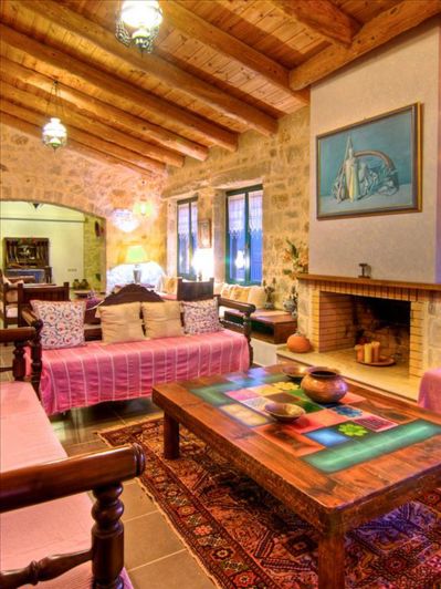 Image No.4-7 Bed Villa for sale