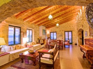 Photo 5 - Villa 450 m² in Crete