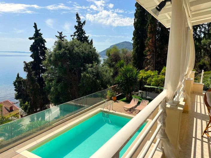 Image No.1-Villa de 5 chambres à vendre à Corfu Town