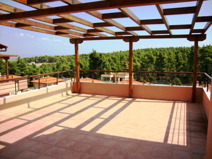 Image No.1-3 Bed Maisonette for sale