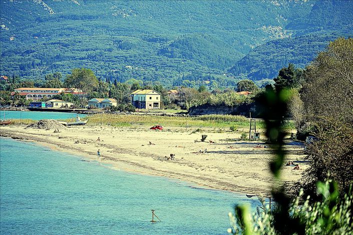 Image No.10-Un hôtel à vendre à Karousades