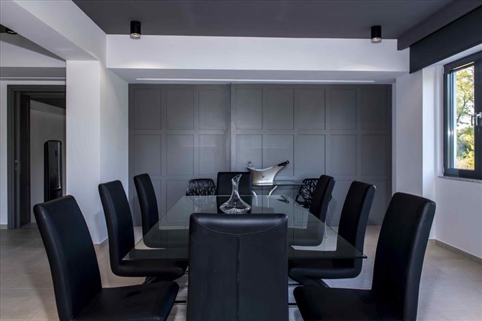 Image No.22-5 Bed Villa for sale