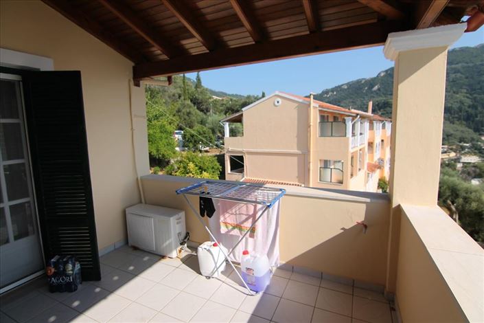 Image No.23-Un hôtel à vendre à Sinarades