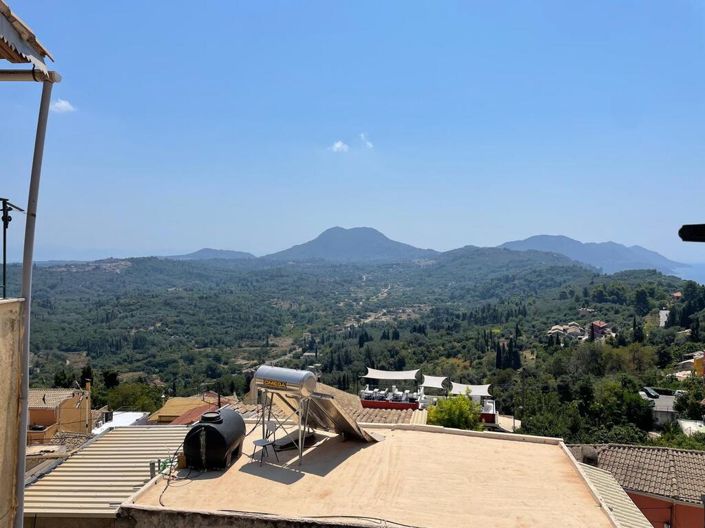 Image No.18-2 Bed Maisonette for sale