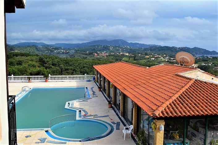 Image No.15-Un hôtel à vendre à San Stephanos