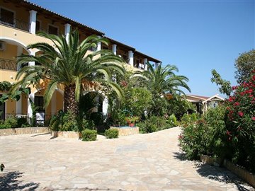 Photo 2 - Hotel 740 m² in Ionian islands