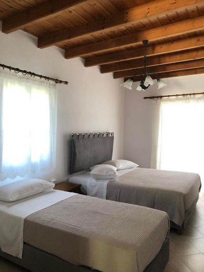 Image No.14-Propriété à vendre à Karousades