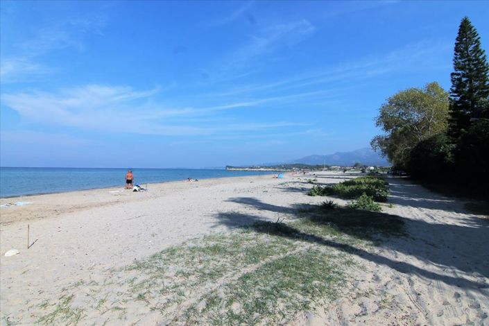 Image No.22-Un hôtel à vendre à Karousades