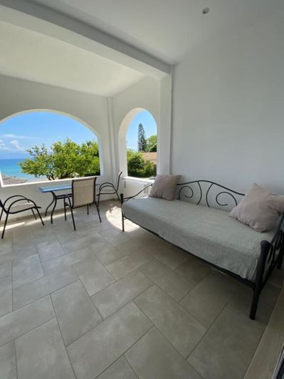 Image No.27-Propriété à vendre à Karousades