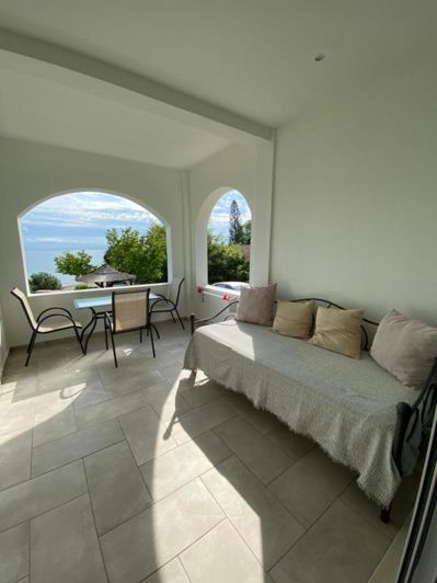 Image No.28-Propriété à vendre à Karousades