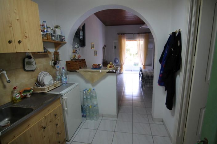 Image No.5-Propriété de 6 chambres à vendre à Doukades