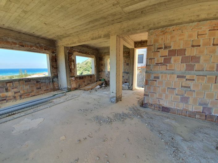 Image No.2-4 Bed Villa for sale