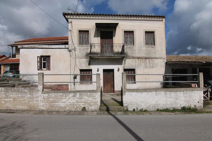 Image No.1-Propriété de 4 chambres à vendre à Corfu Town