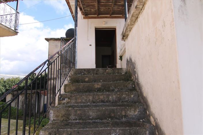 Image No.11-Propriété de 4 chambres à vendre à Agios Georgios