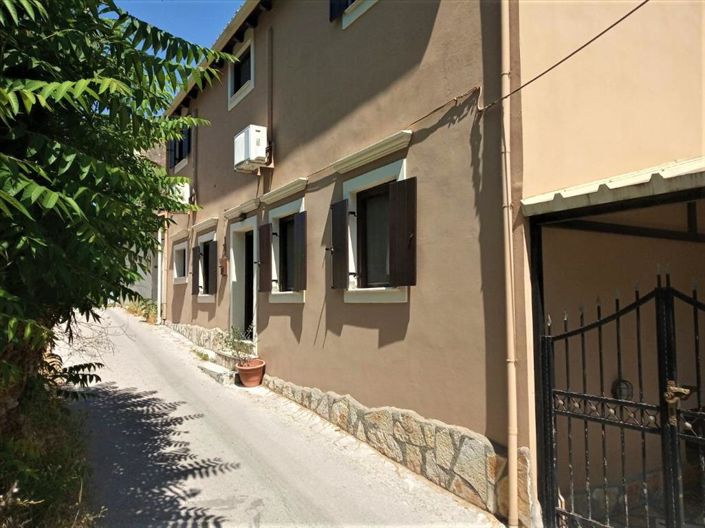 Image No.17-2 Bed Maisonette for sale