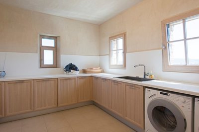 Photo 10 - Villa 1700 m² in Central Macedonia