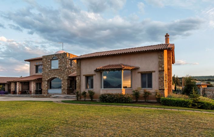 Image No.26-Villa for sale