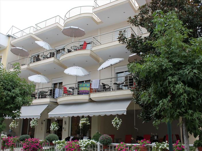 Image No.2-Un hôtel à vendre à Katerini