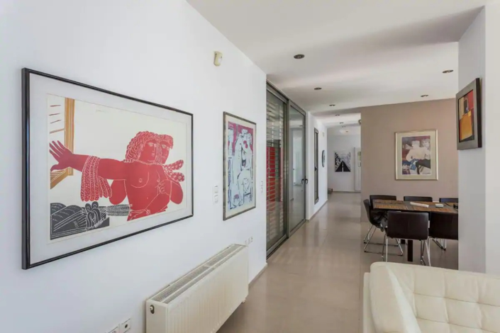 Image No.10-8 Bed Villa for sale