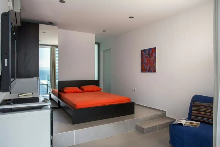 Image No.18-8 Bed Villa for sale