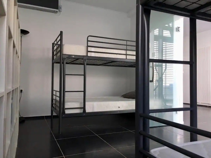 Image No.25-8 Bed Villa for sale