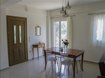Photo 4 - Villa 182 m² in Peloponnisos