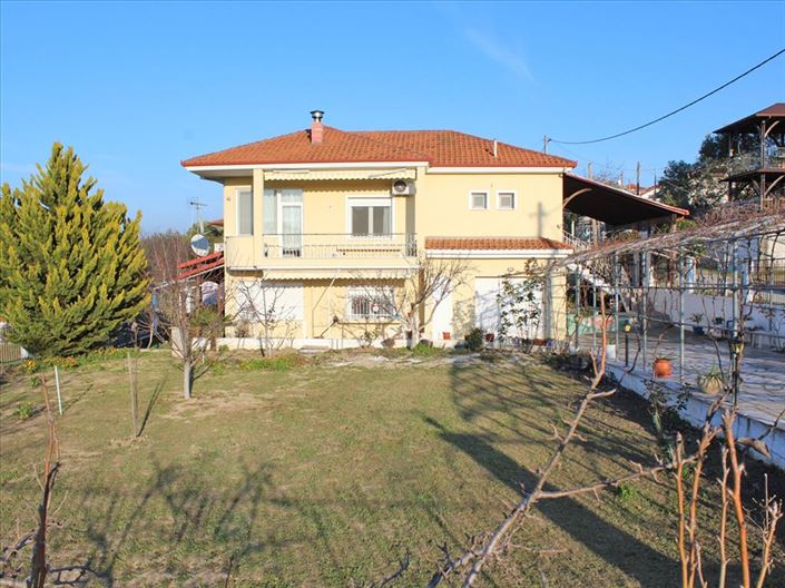 Image No.1-3 Bed Property for sale