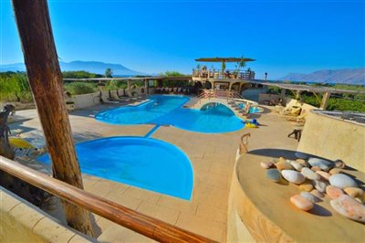 Photo 1 - Hotel 1000 m² in Crete