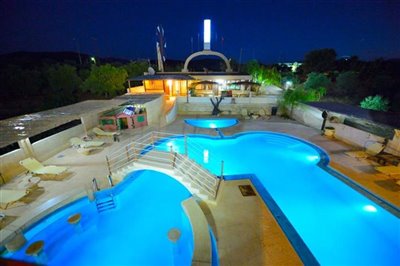 Photo 3 - Hotel 1000 m² in Crete