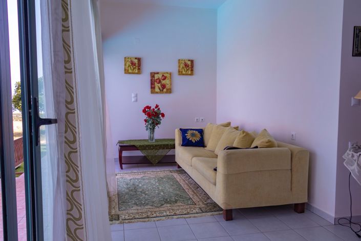 Image No.10-Propriété de 5 chambres à vendre à Kokkini Hani