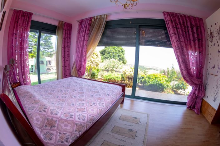 Image No.12-Propriété de 5 chambres à vendre à Kokkini Hani
