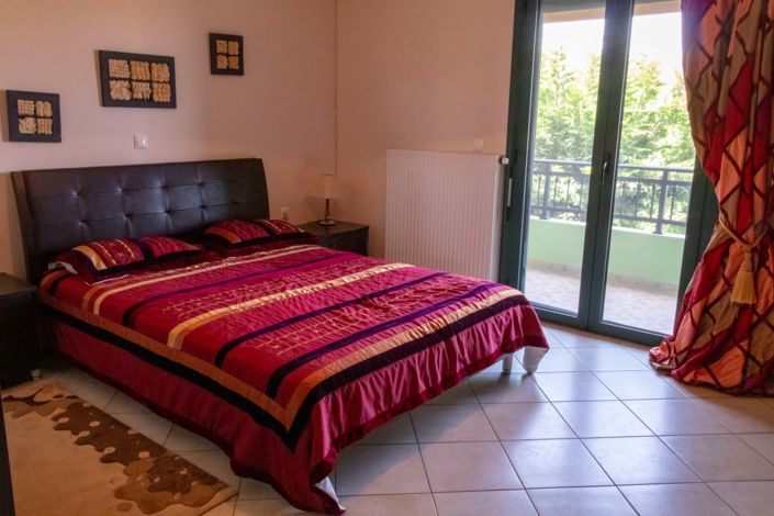 Image No.26-Propriété de 5 chambres à vendre à Kokkini Hani