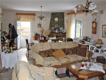 Photo 3 - Cottage 274 m² in Central Macedonia