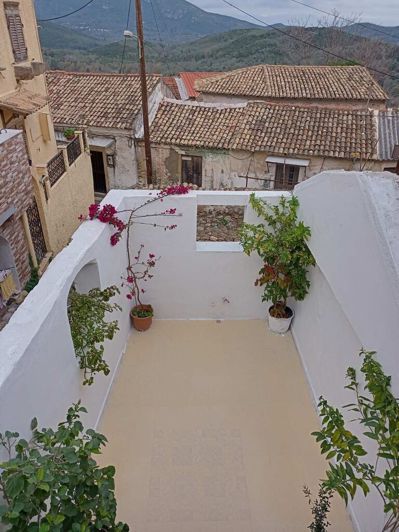 Image No.21-1 Bed Maisonette for sale