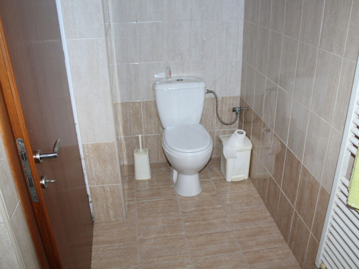 Image No.11-3 Bed Property for sale