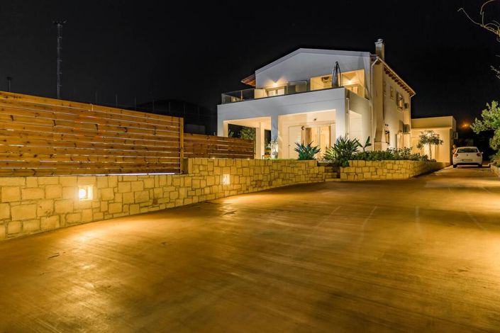 Image No.2-Villa de 5 chambres à vendre à Hersonissos