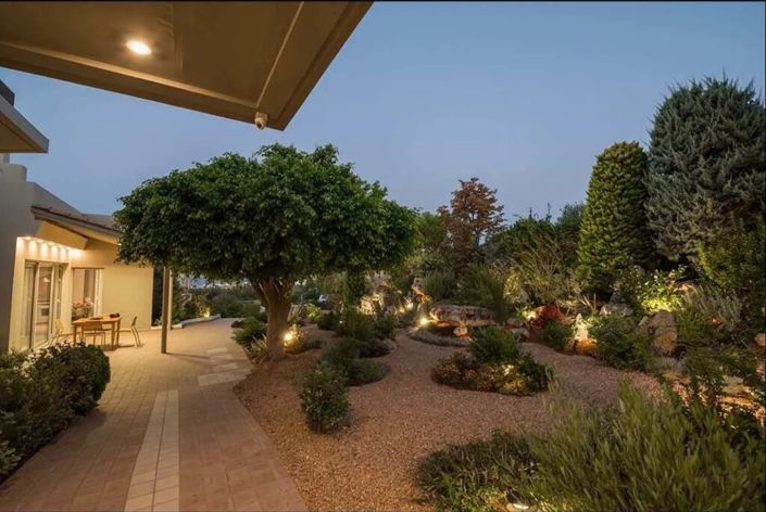 Image No.10-Villa for sale