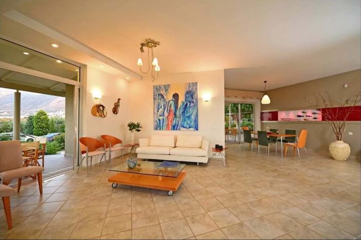 Image No.8-Villa for sale