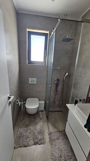 Image No.19-6 Bed Villa for sale