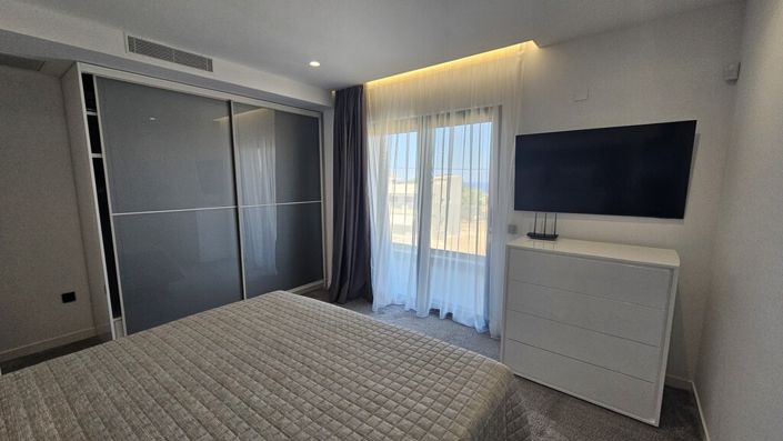 Image No.21-6 Bed Villa for sale