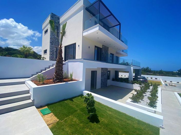 Image No.4-6 Bed Villa for sale