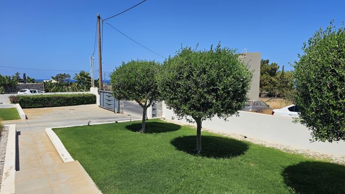 Image No.7-6 Bed Villa for sale