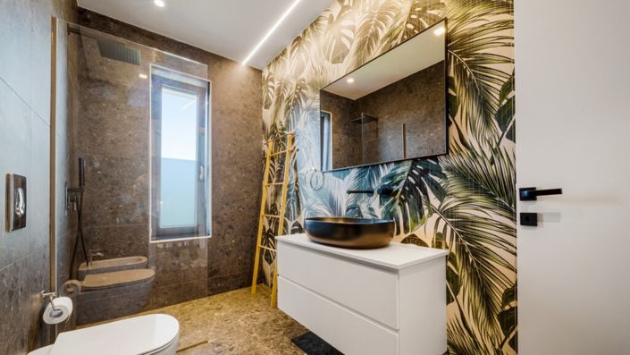 Image No.14-7 Bed Villa for sale