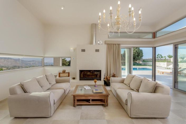 Image No.28-5 Bed Villa for sale