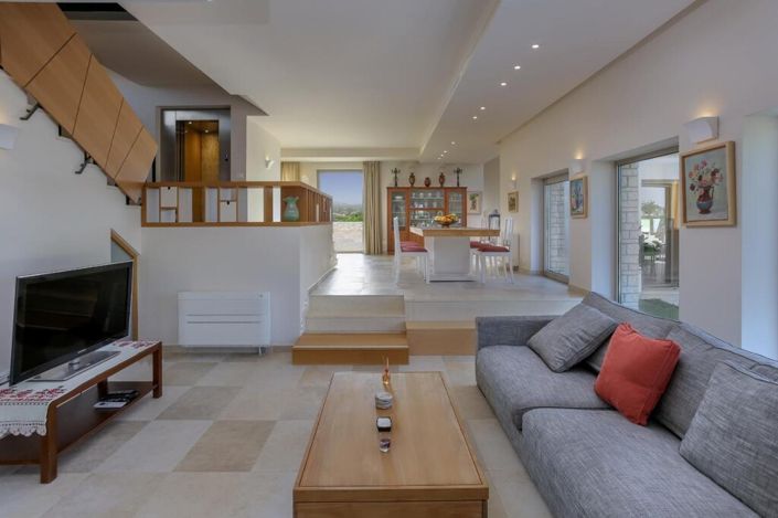 Image No.30-5 Bed Villa for sale