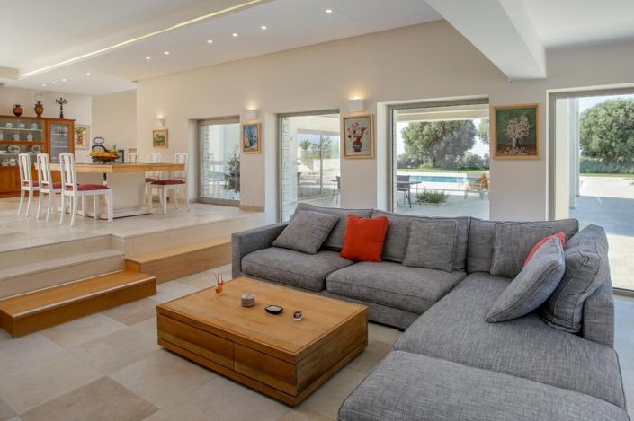 Image No.6-5 Bed Villa for sale