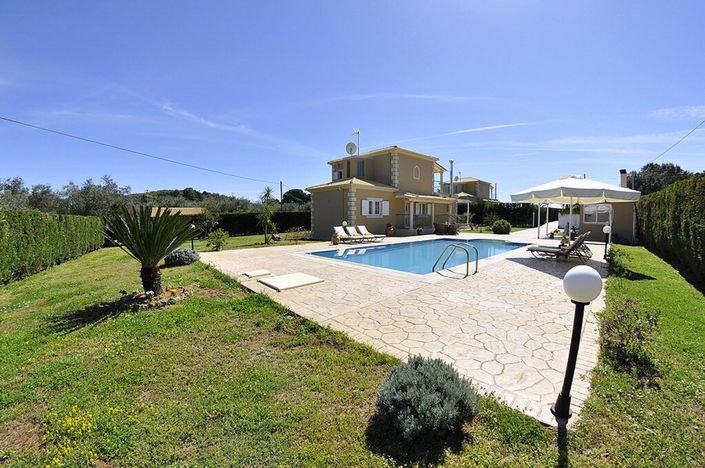 Image No.1-Villa de 3 chambres à vendre à Corfu Town
