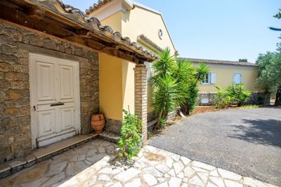 Photo 3 - Villa 305 m² in Ionian Islands
